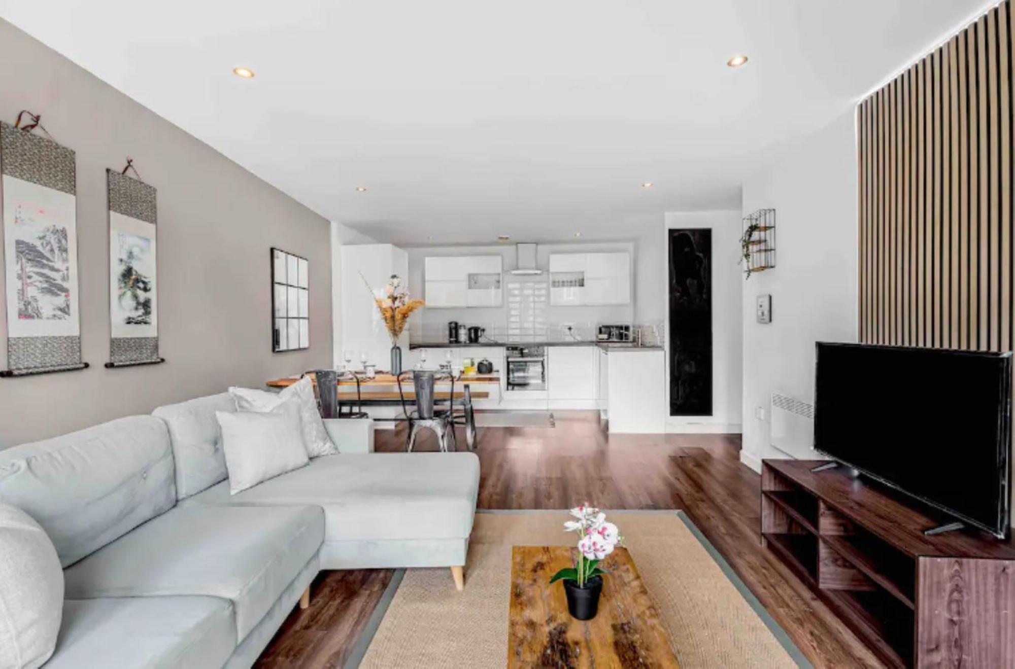 Oriental Suite 2 Bed 2 Bath Netflix And Free Parking, Games- Maihom Birmingham Dış mekan fotoğraf