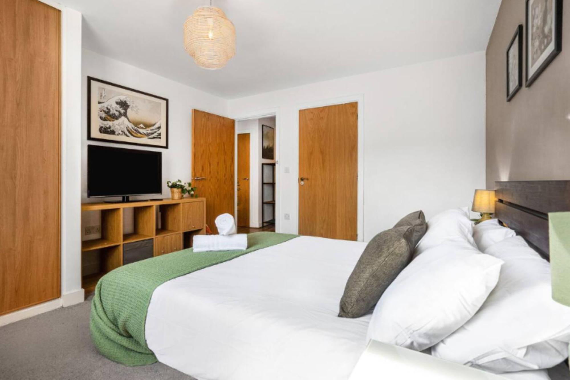 Oriental Suite 2 Bed 2 Bath Netflix And Free Parking, Games- Maihom Birmingham Dış mekan fotoğraf