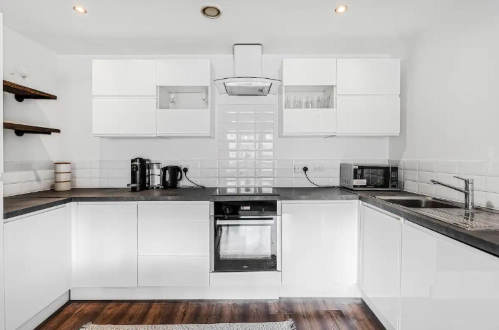 Oriental Suite 2 Bed 2 Bath Netflix And Free Parking, Games- Maihom Birmingham Dış mekan fotoğraf