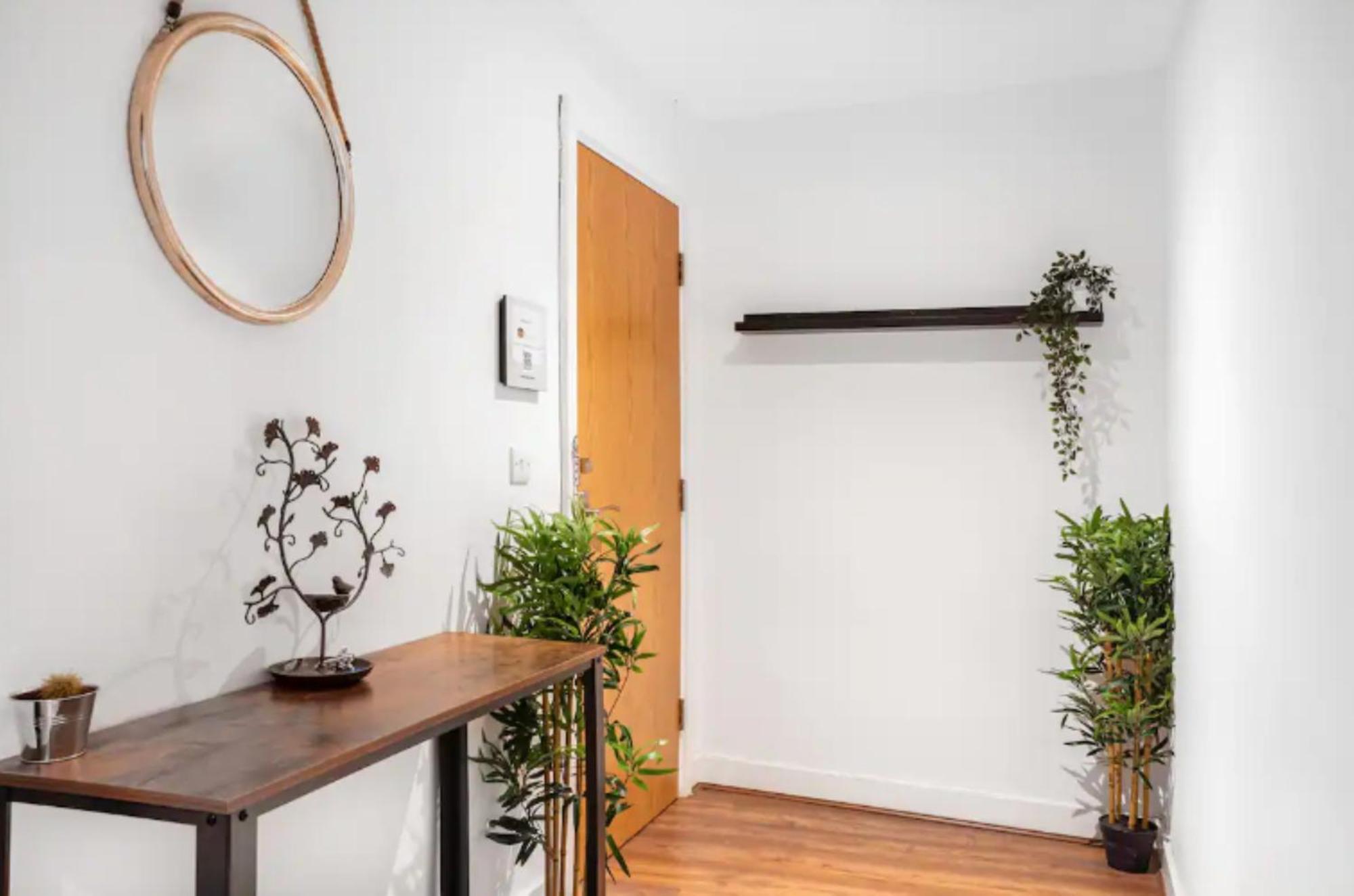 Oriental Suite 2 Bed 2 Bath Netflix And Free Parking, Games- Maihom Birmingham Dış mekan fotoğraf